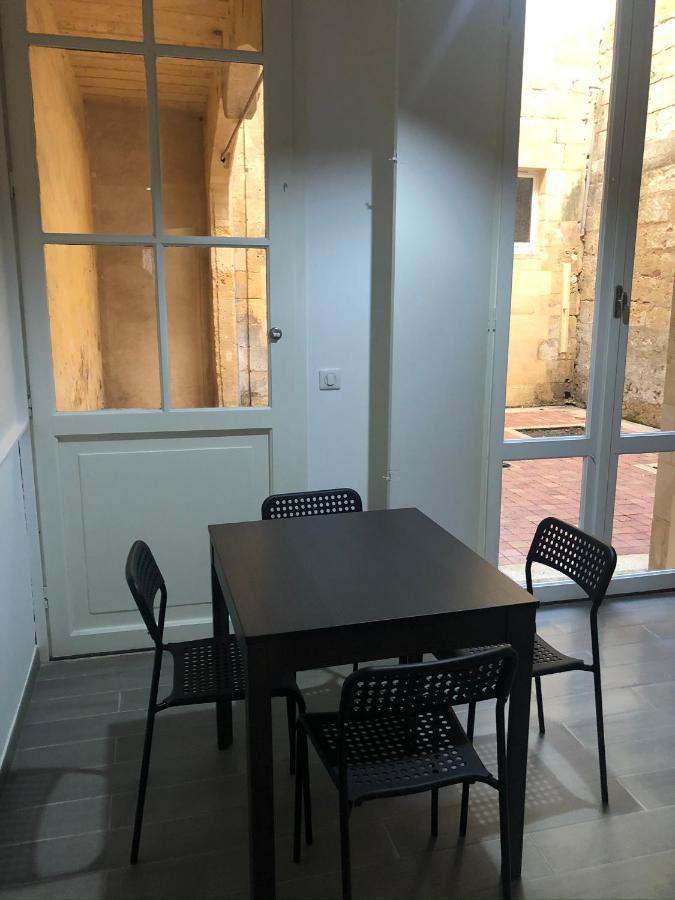 Apartmán Studio Plein Coeur De Libourne Exteriér fotografie